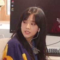 Là người thuộc Gen Y nhưng Jisoo lại có cả tá bí mật giống Gen Z-3