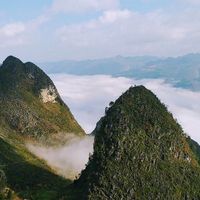 Vách Đá trắng - con đường xuyên mây đẹp thổn thức trên Mã Pí Lèng - 3