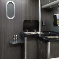 Airstream x Mercedes-Benz 2021 Atlas Touring Coach-4