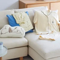 Uniqlo Peanuts
