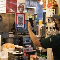 Sáng kiến giúp ẩm thực đường phố Singapore sống sót trong đại dịch