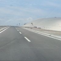 Những con đường đẹp hút hồn du khách, muốn đi lại nhiều lần - 1