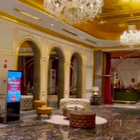 Tiệc sinh nhật ngập mùi tiền của Chao - rich kid 2k3: Tổ chức trong khách sạn dát vàng, tới đồ ăn cũng dát vàng luôn - Ảnh 3.