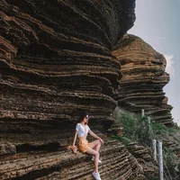 Lộ diện một vách núi hùng vĩ được ví như Grand Canyon của Việt Nam, nhìn từ góc độ nào cũng quá choáng ngợp - Ảnh 1.