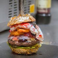 Chiếc burger đắt nhất thế giới có giá 6.000 USD-3