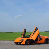 Arab Saudi mua cổ phần hãng siêu xe McLaren trong thỏa thuận trị giá 757 triệu USD