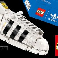 Adidas Superstar kinh điển trong diện mạo LEGO-3