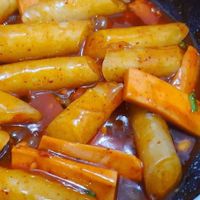Tokbokki “kiểu Việt Nam” tiếp tục gây sơn sốt tại xứ sở kim chi