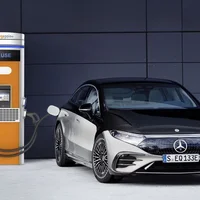 Xe điên Mercedes