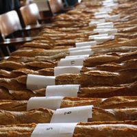 Baguette - Món bánh mì gây nghiện nhất nước Pháp