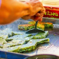 Thơm ngon với món bánh hẹ vùng biên Tân Châu - An Giang
