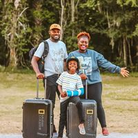 Sống trong RV, cặp vợ chồng có cuộc sống như mơ, thu nhập 1,8 tỷ/năm-4