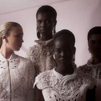 Fendi Couture Thu Đông 2021: Bức tranh khắc hoạ thành Rome