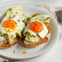 Pesto trứng gây sốt trên TikTok và Instagram