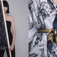 Khăn lụa Dior - Phong cách thời thượng của quý cô sành điệu