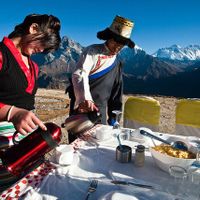 15 phút ăn sáng trên đỉnh Everest với giá 5000 USD/người