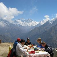 15 phút ăn sáng trên đỉnh Everest với giá 5000 USD/người-4