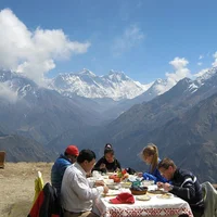 15 phút ăn sáng trên đỉnh Everest với giá 5000 USD/người-4