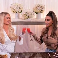 Thời trang “quý cô sang chảnh” khi vào bếp của Paris Hilton-3