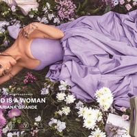 Ariana Grande ra mắt nước hoa “sạch” mang tên “God Is A Woman”