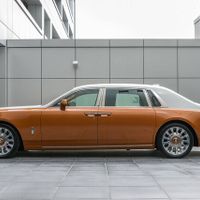 Rolls-Royce Phantom VIII Privacy Suite
