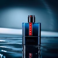 Jake Gyllenhaal Prada