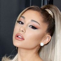 Ariana Grande chuẩn bị ra mắt thương hiệu làm đẹp của riêng mình?