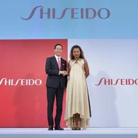 Nữ hoàng quần vợt Naomi Osaka và những bắt tay cùng các nhà mốt đình đám-9