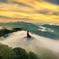 Khám phá những đỉnh núi linh thiêng hút khách thập phương nhất Việt Nam - 3