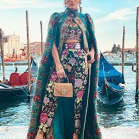Jennifer Lopez lộng lẫy như nữ hoàng tại show Dolce & Gabbana Alta Moda