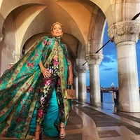 Jennifer Lopez lộng lẫy như nữ hoàng tại show Dolce & Gabbana Alta Moda-6