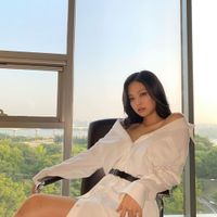 Phối đồ với sơ mi trắng sành điệu như người nổi tiếng-6