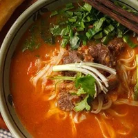 Cuối tuần, trổ tài vào bếp với món phở bò sốt vang ngon chuẩn vị