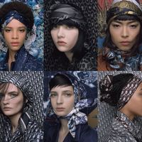 Khăn lụa Dior