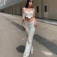 Sự trở lại của những chiếc quần cạp trễ sành điệu-9