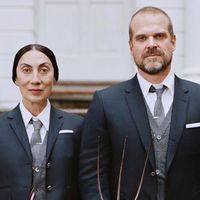 Siêu mẫu gốc Việt 61 tuổi tham gia chiến dịch của Thom Browne