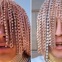 Nam rapper cấy tóc bằng dây chuyền vàng