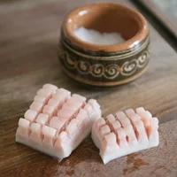 Cận cảnh hòn đảo khiến cựu Tổng thống Mỹ muốn mua - 9