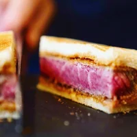 Nhà hàng WagyuMafia và món sandwich bò Wagyu trứ danh toàn thế giới-3