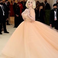 Dàn sao Hollywood gợi cảm trên thảm đỏ Met Gala 2021