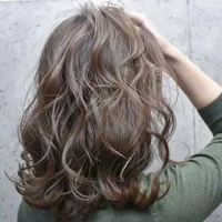 Mẹo chăm sóc tóc uốn tại nhà chuẩn salon-3