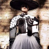 Diện tới 4/5 thiết kế Haute Couture cho lần lên bìa số Kim Cửu, mỹ nhân Cbiz này hẳn là muốn đàn em hít khói? - Ảnh 3.