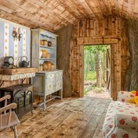 gấu pooh airbnb