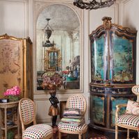Căn hộ xa hoa và nghệ thuật của biểu tượng thời trang Iris Apfel-7