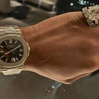Rapper Lil Baby bị lừa mua đồng hồ giả 400.000 USD