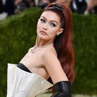Xu hướng đính đá nổi lên sau Met Gala