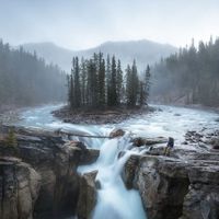 Choáng ngợp trước thiên nhiên hùng vĩ qua bộ ảnh của cặp đôi Canada - 4