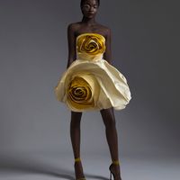 BST mới của NTK Trần Hùng gây ấn tượng tại London Fashion Week-6
