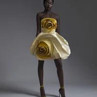 BST mới của NTK Trần Hùng gây ấn tượng tại London Fashion Week-6