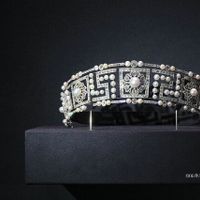 Bộ sưu tập kim cương và đồng hồ triệu đô của Lưu Gia Linh-5